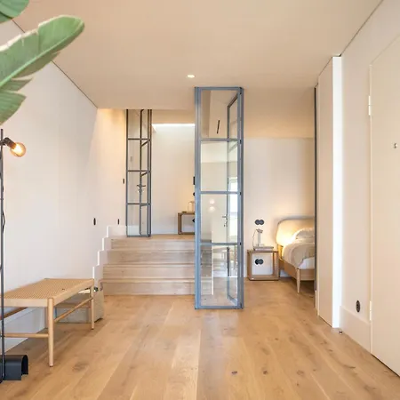 Edition 147 - Luxury Front Loft *